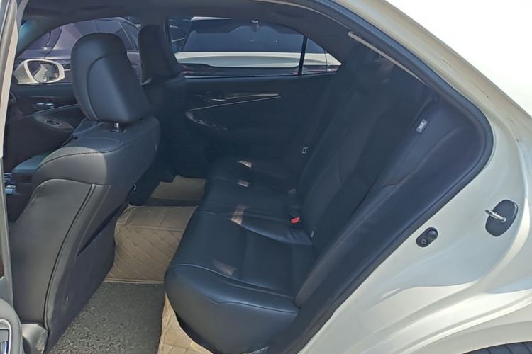 Used Toyota Crown 2015 2.0T Fashion Edition Left Rear Seat