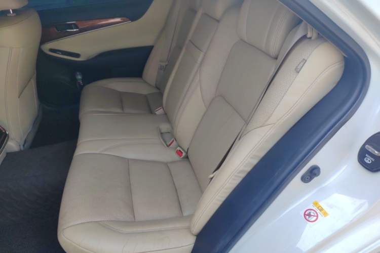 Used Toyota Crown 2015 2.0T Fashion Edition Left Rear Seat