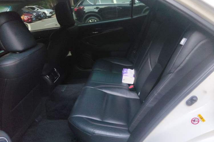Used Toyota Crown 2015 2.0T Fashion Edition Left Rear Seat