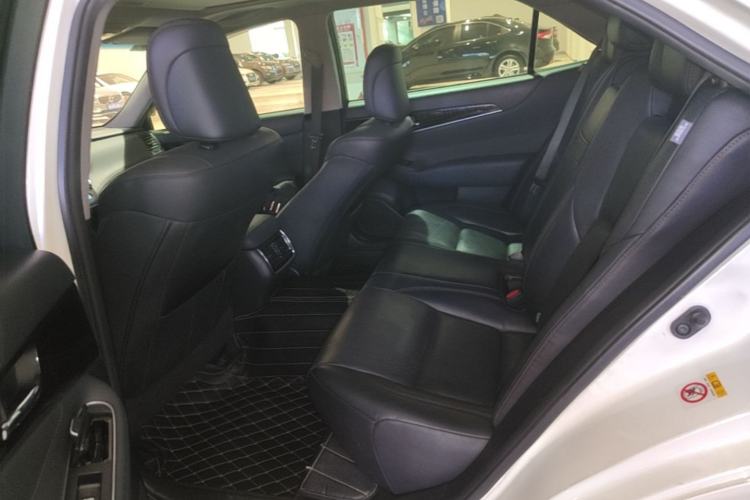Used Toyota Crown 2015 2.0T Fashion Edition Left Rear Seat