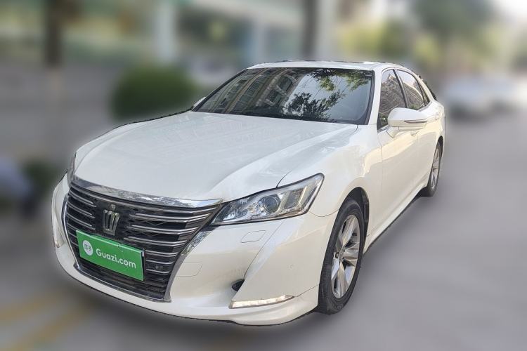 Used Toyota Crown 2015 2.5L Smart Edition Guazi used car, China used car export, Used car for sale, Used  cars, Cheapest cars for sale