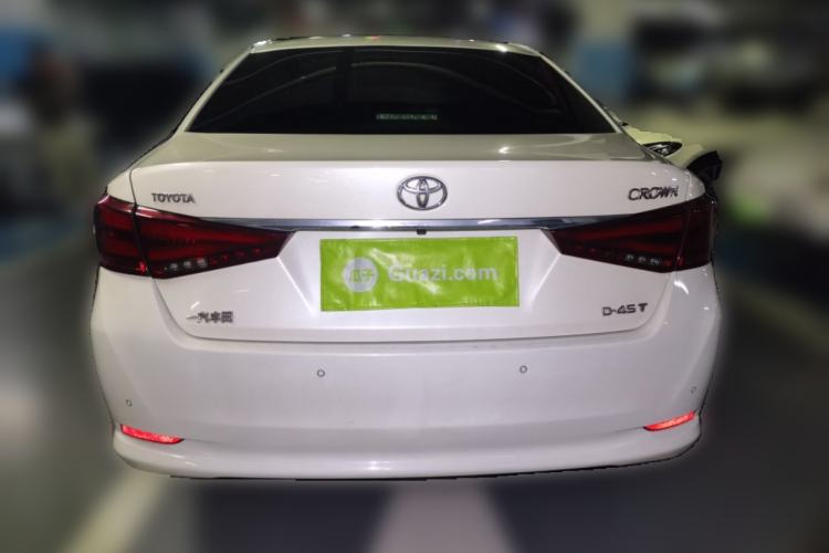 Used Toyota Crown 2015 2.0T Fashion Edition Rear