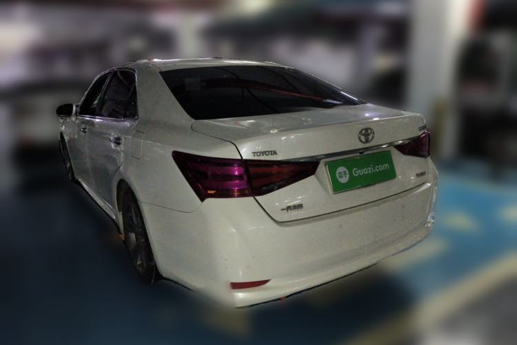 Used Toyota Crown 2015 2.0T Fashion Edition Rear Left 45 Deg