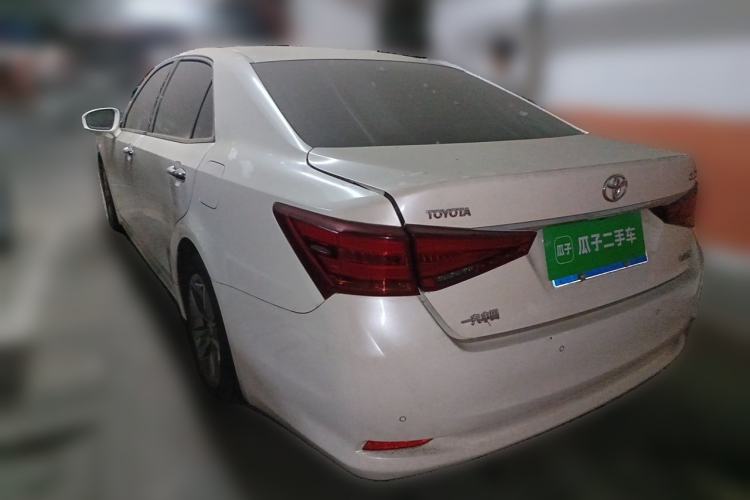 Used Toyota Crown 2015 2.0T Fashion Edition Rear Left 45 Deg
