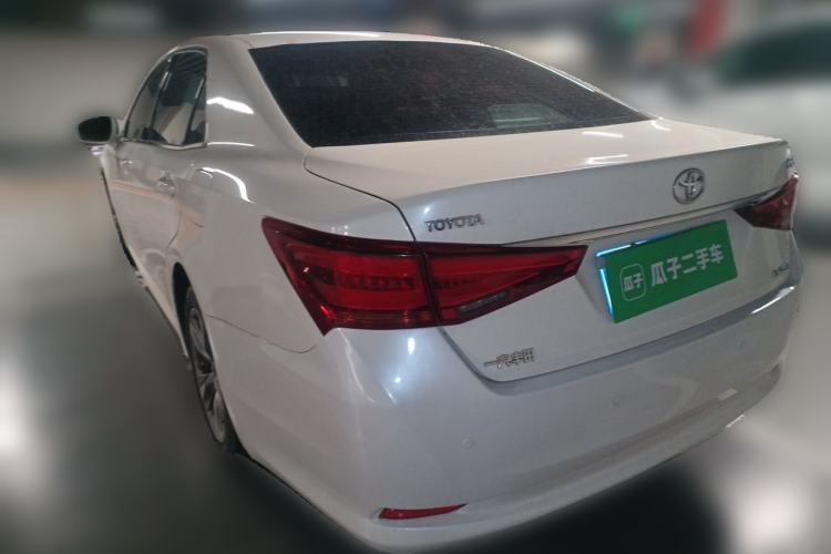 Used Toyota Crown 2015 2.0T Pioneer Edition Rear Left 45 Deg
