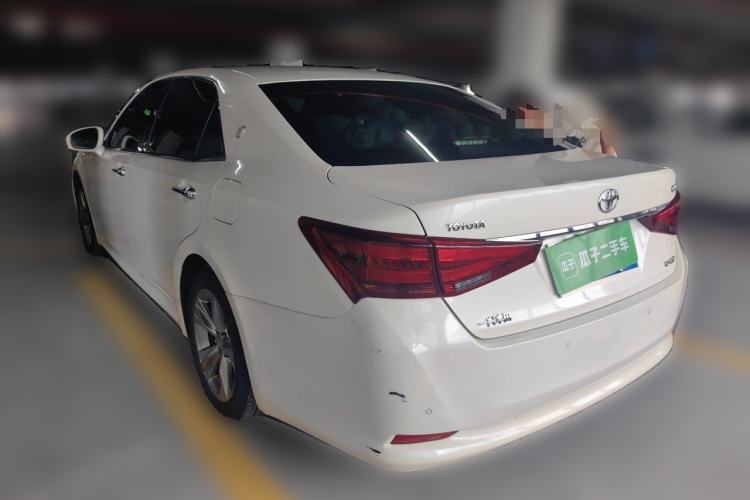 Used Toyota Crown 2015 2.0T Fashion Edition Rear Left 45 Deg