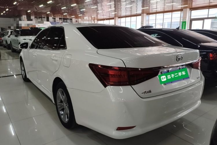 Used Toyota Crown 2015 2.0T Pioneer Edition Rear Left 45 Deg