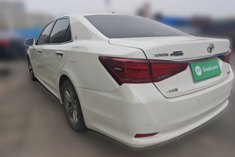 Used Toyota Crown 2015 2.0T Fashion Edition Rear Left 45 Deg