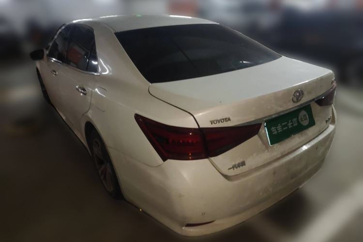 Used Toyota Crown 2015 2.0T Fashion Edition Rear Left 45 Deg