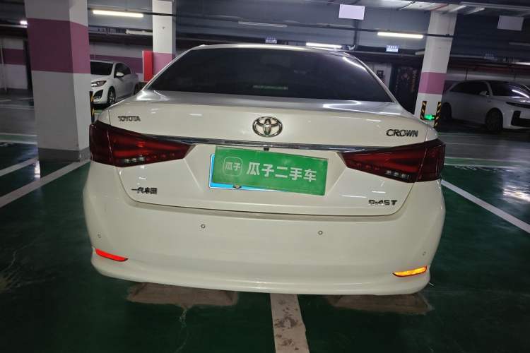 Used Toyota Crown 2015 2.0T Fashion Edition Rear