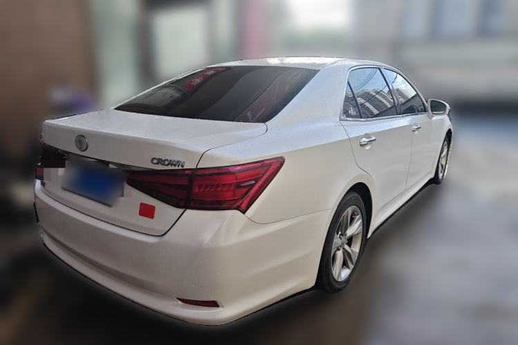 Used Toyota Crown 2015 2.5L Fashion Limited Edition Rear Right 45 Deg