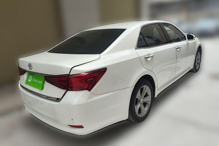 Used Toyota Crown 2015 2.5L Smart Edition Rear Right 45 Deg