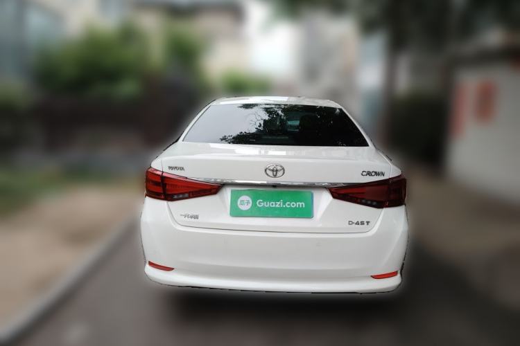 Used Toyota Crown 2015 2.0T Fashion Edition Rear