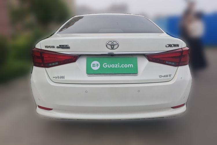 Used Toyota Crown 2015 2.0T Fashion Edition Rear