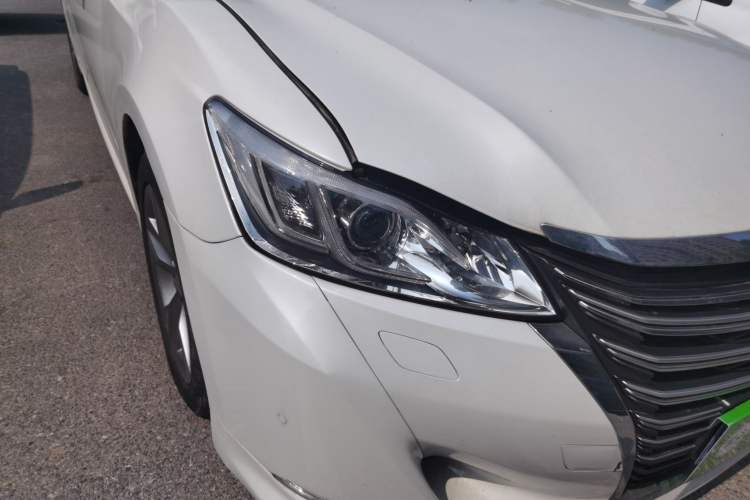 Used Toyota Crown 2015 2.0T Fashion Edition Right Front Headlight