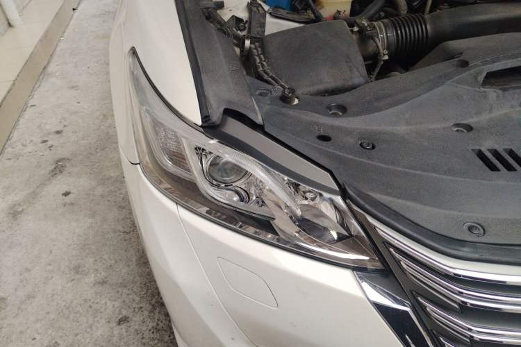 Used Toyota Crown 2015 2.0T Elite Edition Right Front Headlight