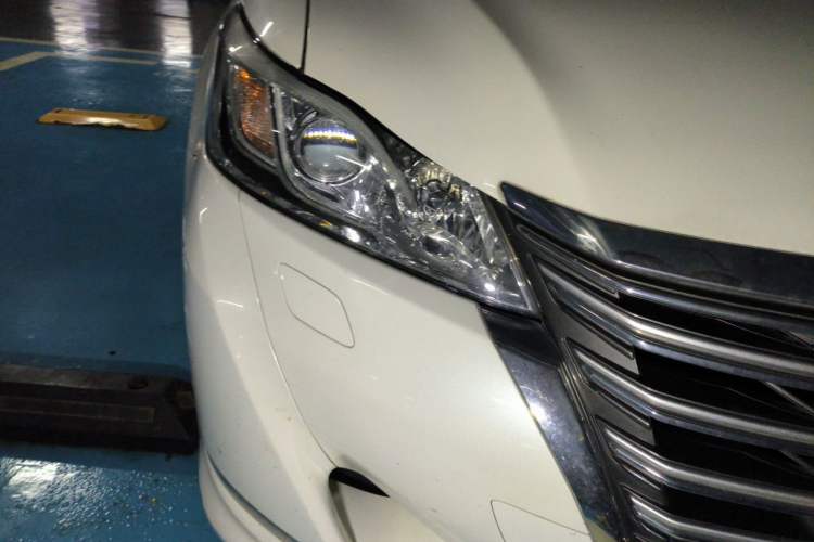 Used Toyota Crown 2015 2.0T Fashion Edition Right Front Headlight