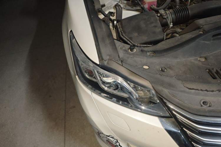 Used Toyota Crown 2015 2.0T Pioneer Edition Right Front Headlight
