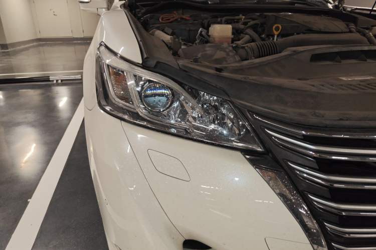 Used Toyota Crown 2015 2.0T Fashion Edition Right Front Headlight
