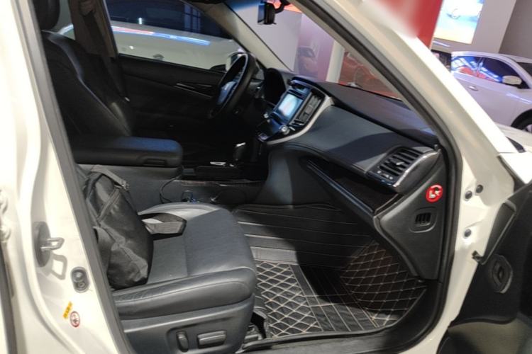 Used Toyota Crown 2015 2.0T Fashion Edition Right Front Seat