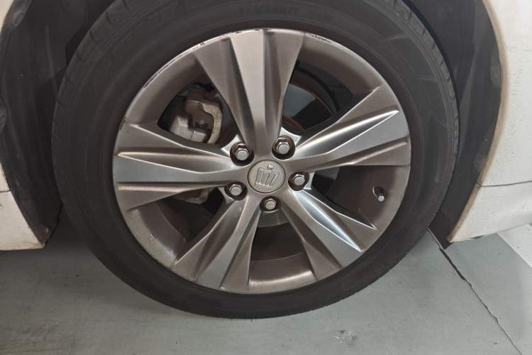 Used Toyota Crown 2015 2.5L Smart Edition Right Front Wheel Hub