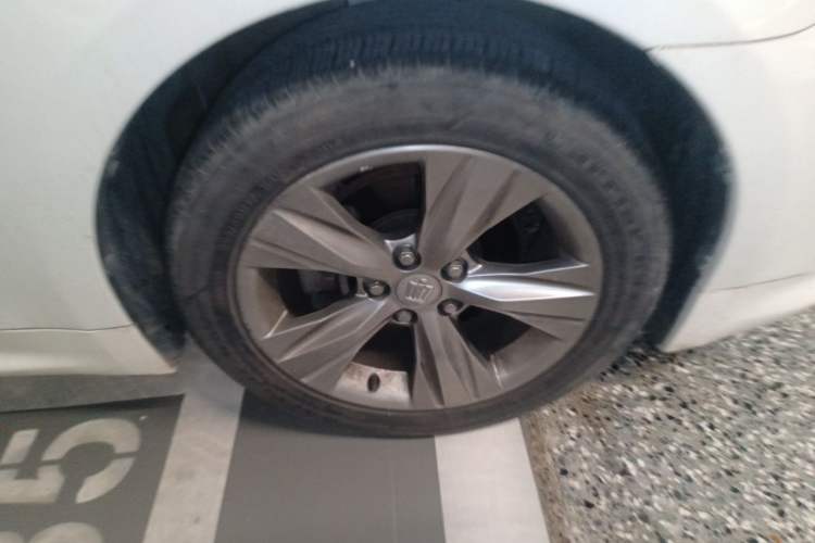Used Toyota Crown 2015 2.0T Pioneer Edition Right Front Wheel Hub