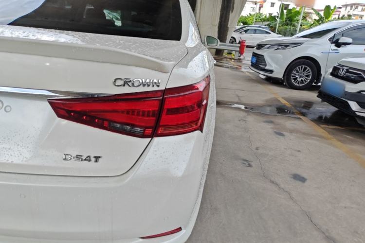Used Toyota Crown 2015 2.0T Fashion Edition Right Rear Taillight