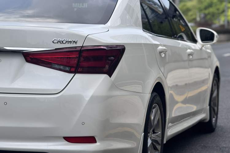 Used Toyota Crown 2015 2.5L Smart Edition Right Rear Taillight