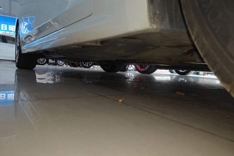 Used Toyota Crown 2015 2.5L Smart Edition Right Side Sill