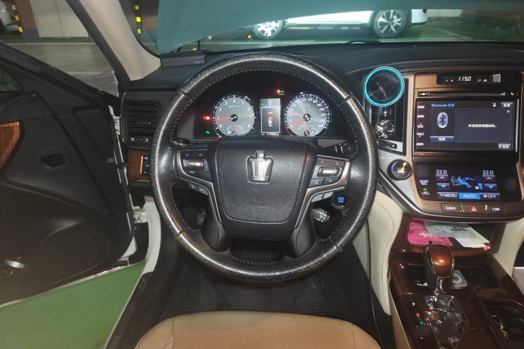 Used Toyota Crown 2015 2.5L Fashion Limited Edition Steering Wheel
