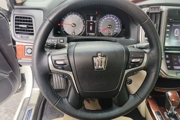 Used Toyota Crown 2015 2.0T Fashion Edition Steering Wheel