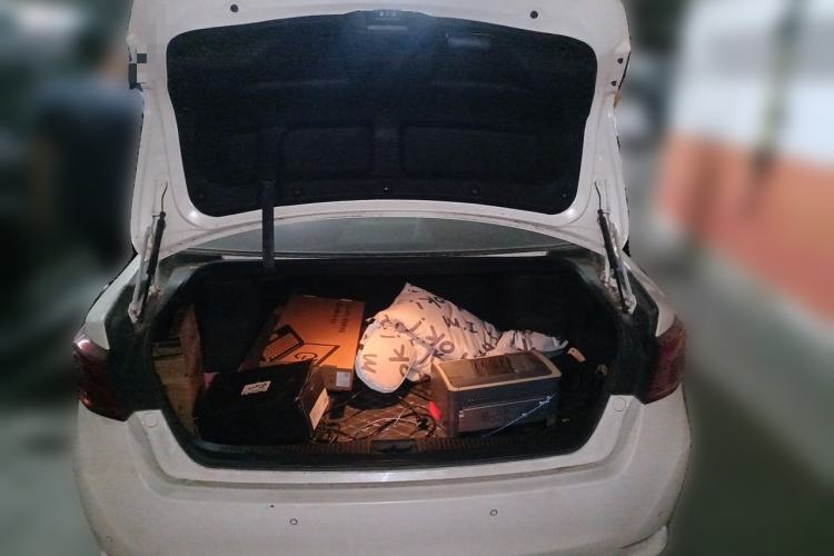 Used Toyota Crown 2015 2.0T Fashion Edition Trunk