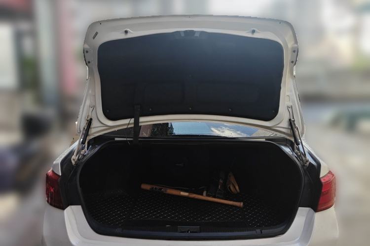 Used Toyota Crown 2015 2.5L Fashion Limited Edition Trunk