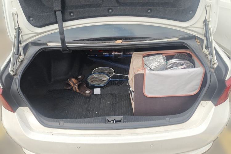 Used Toyota Crown 2015 2.0T Fashion Edition Trunk