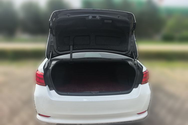 Used Toyota Crown 2015 2.0T Fashion Edition Trunk