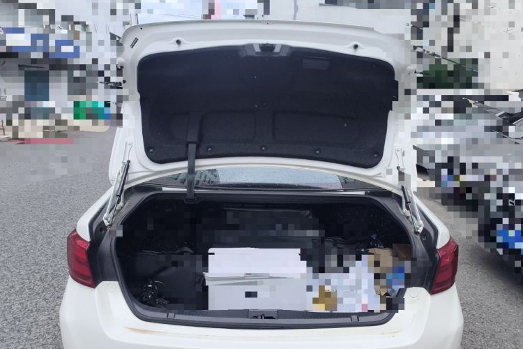Used Toyota Crown 2015 2.0T Fashion Edition Trunk