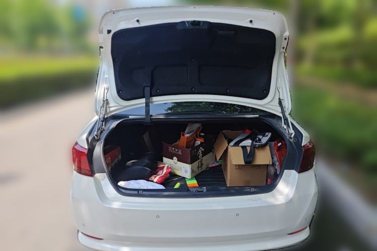 Used Toyota Crown 2015 2.0T Fashion Edition Trunk