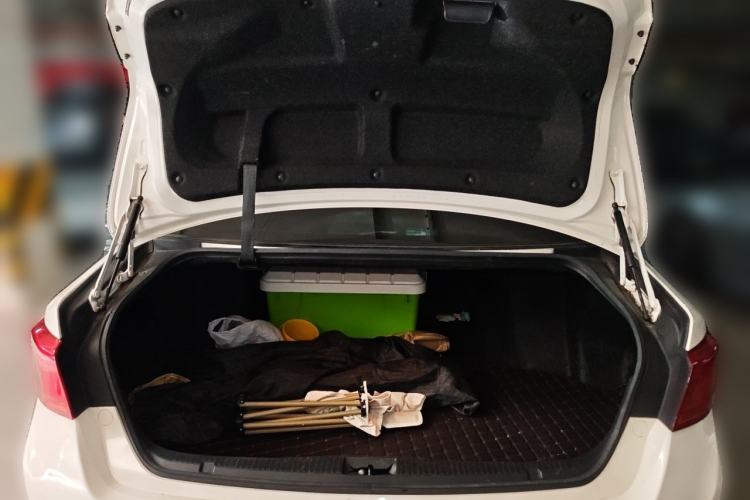 Used Toyota Crown 2015 2.5L Smart Edition Trunk