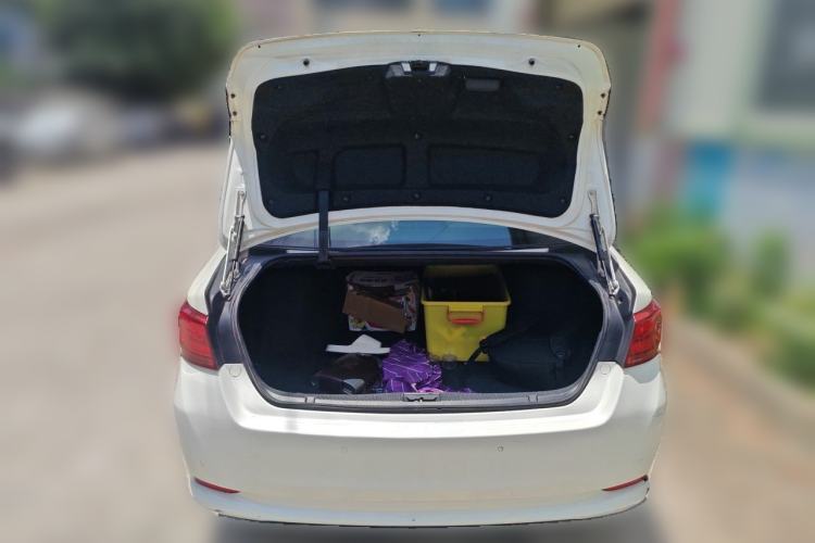 Used Toyota Crown 2015 2.5L Smart Edition Trunk