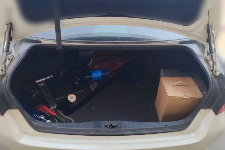 Used Toyota Crown 2015 2.0T Fashion Edition Trunk