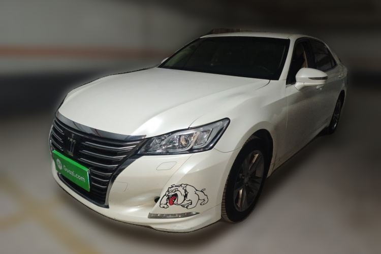 Used Toyota Crown 2015 2.0T Pioneer Edition Guazi used car, China used car export, Used car for sale, Used cars, Cheapest cars for sale