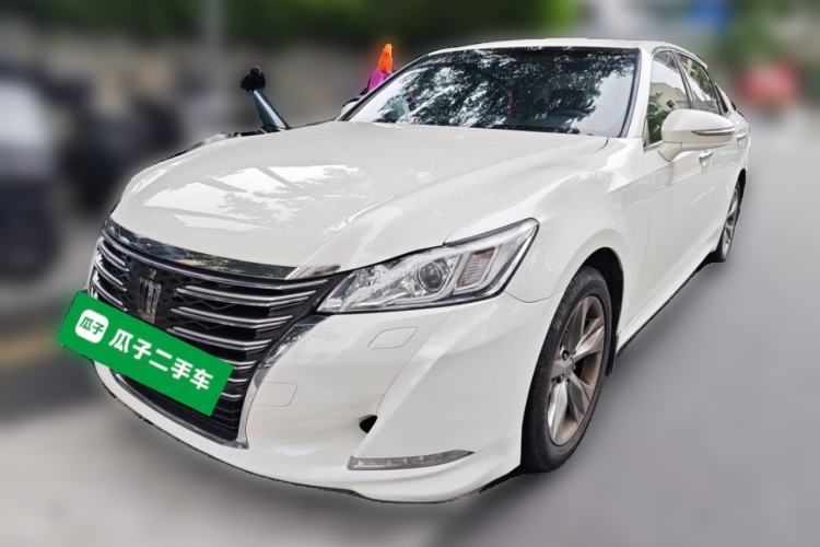 Used Toyota Crown 2015 2.0T Fashion Edition Guazi used car, China used car export, Used car for sale, Used  cars, Cheapest cars for sale