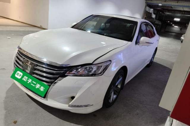 Ojetý Toyota Crown 2015 2.0T Fashion Edition