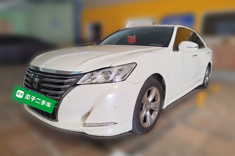 Toyota Crown 2015 2.0T Fashion Edition de segunda mano Guazi used car, China used car export, Used car for sale, Used cars, Cheapest cars for sale