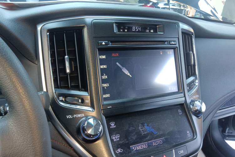 Used Toyota Crown 2017 2.0T Sport Edition Audio And AC Panel