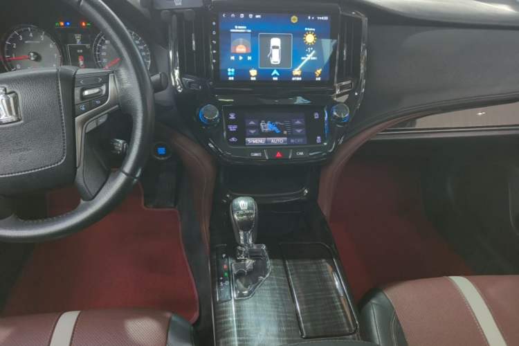 Used Toyota Crown 2017 2.0T Sport Edition Audio And AC Panel