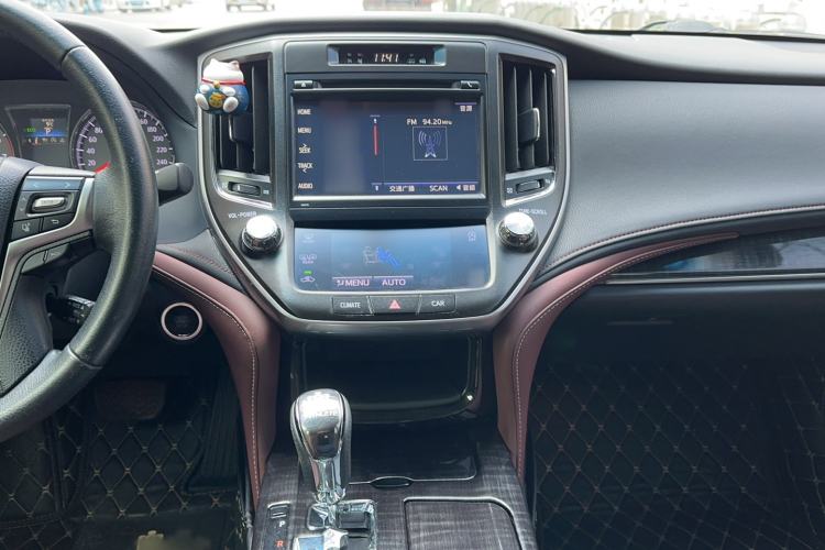 Used Toyota Crown 2017 2.0T Sport Edition Audio And AC Panel