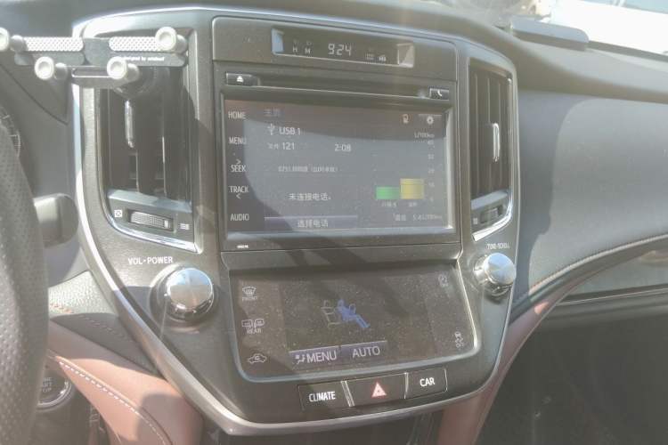 Used Toyota Crown 2017 2.0T Sport Edition Audio And AC Panel