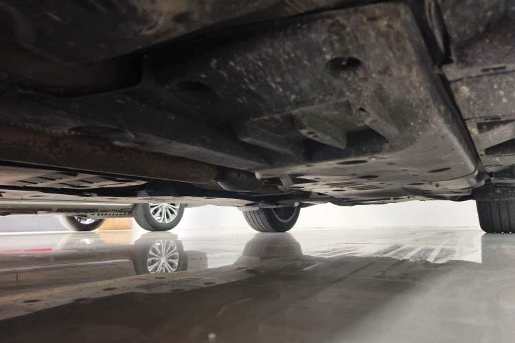Used Toyota Crown 2017 2.0T Sport Edition Chassis Front Left