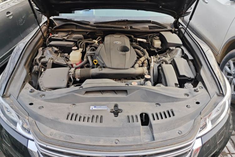 Used Toyota Crown 2017 2.0T Sport Edition Engine Bay